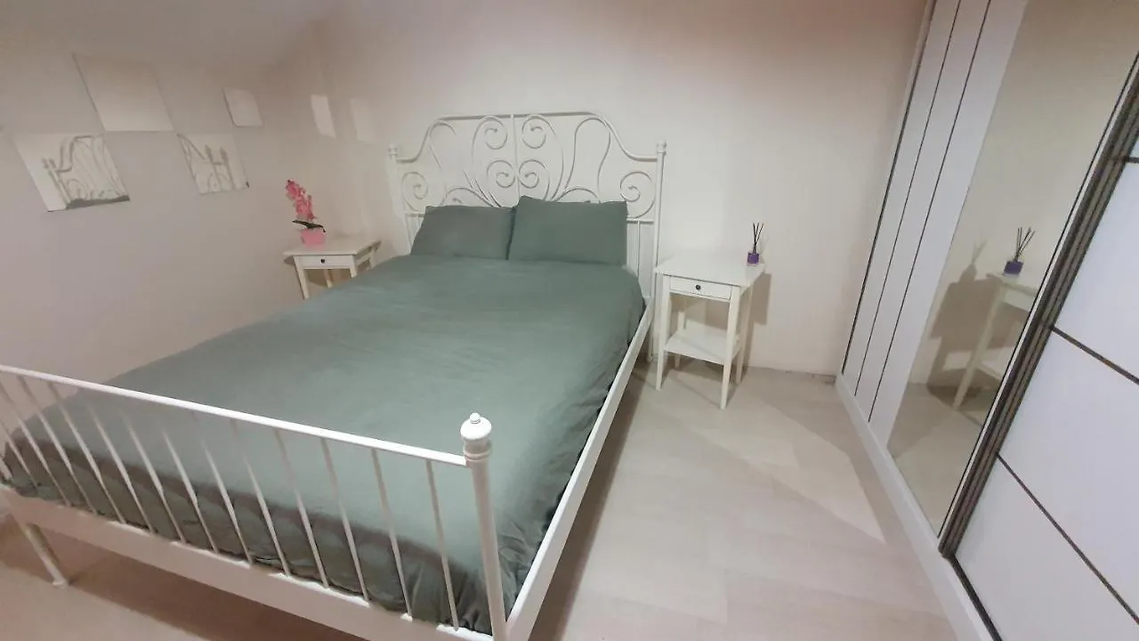 Flat In Bayrampasa Apartment Istanbul